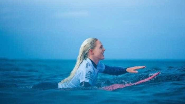 Surfista sofre reação alérgica
 em etapa do Circuito Mundial de Surfe