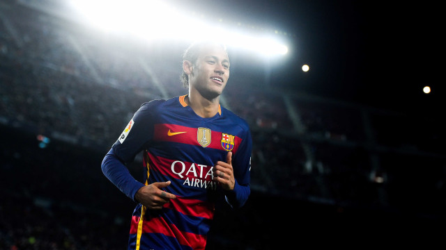 Neymar publica vídeo de agradecimento
ao Barcelona; assista