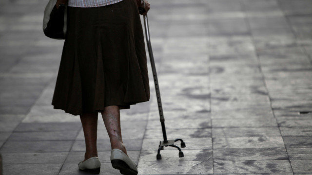 Idosa de 83 anos é agredida com pelo menos 18 socos por vizinho no Rio