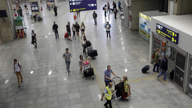 Governo prevê arrecadar R$ 20 bilhões em leilão de aeroportos