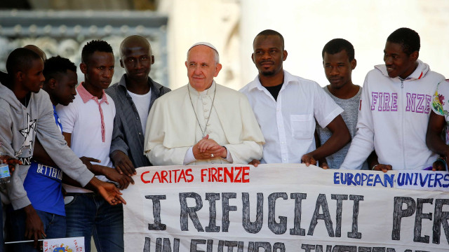 'Xenofobia na Europa é preocupante', afirma papa Francisco
