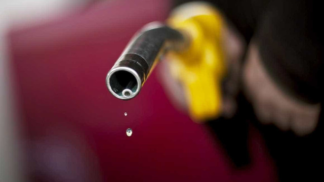 Petrobras anuncia alta de 1,20% no preço da gasolina
