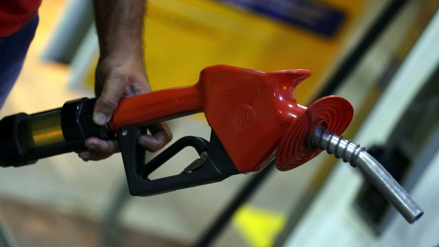 Petrobras anuncia quedas de 1,40% na gasolina e de 0,20% no diesel