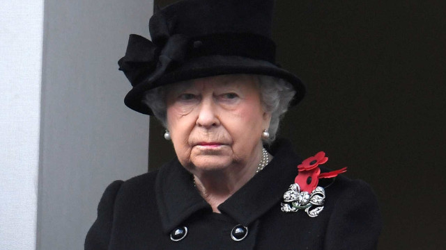 Documentos revelam que jovem tentou matar a rainha Elizabeth II