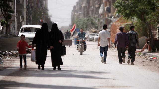 Mais de 1.200 pessoas retornam às próprias casas na Síria