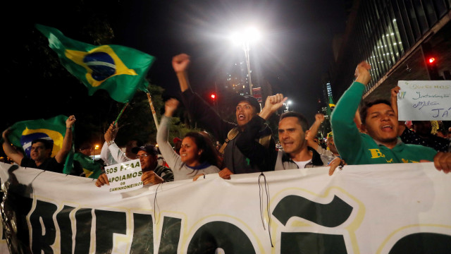 Planalto identifica ao menos três movimentos 'infiltrados' na greve