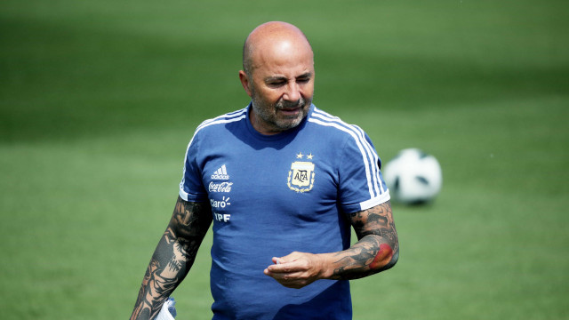 AFA anuncia a saída do técnico Jorge Sampaoli da seleção argentina
