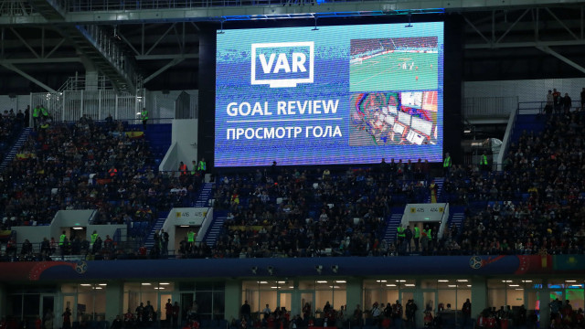 Fifa diz que Consulta ao VAR representa 1% de tempo parado em jogos 