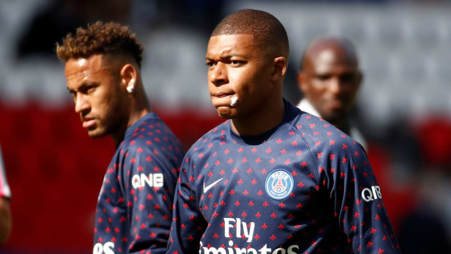 Mbappé pega três jogos de suspensão por ter sido expulso no Francês