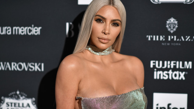 Kim Kardashian diz em programa que não gosta de ter bumbum grande