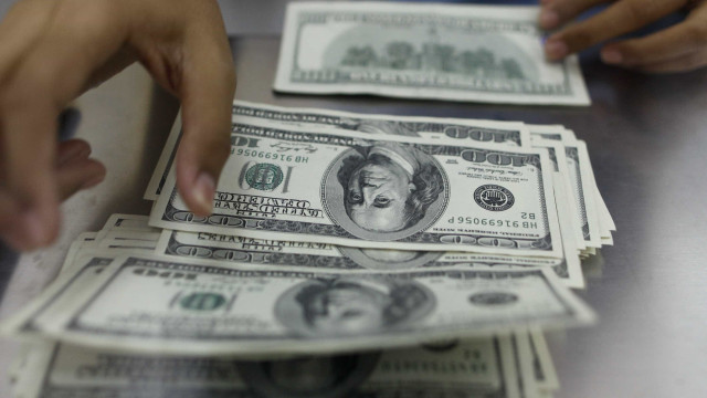 Dólar abre semana em alta de 1.39%, cotado a R$ 4,1291 para venda