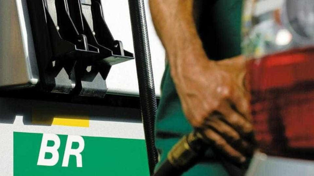 Petrobras mantém preço médio da gasolina inalterado em R$ 2,2381