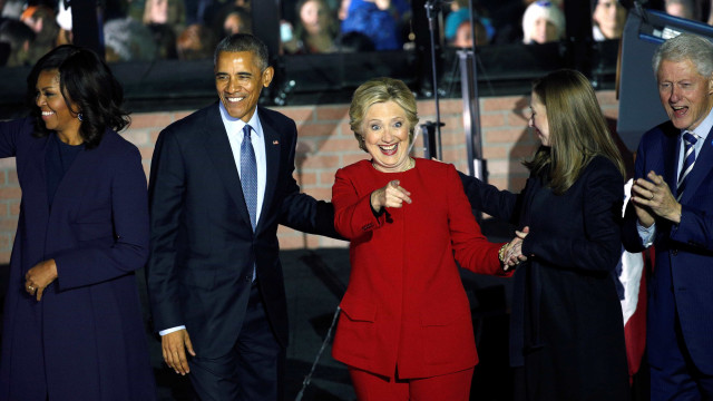 Pacotes-bomba são enviados para Hillary Clinton e Barack Obama