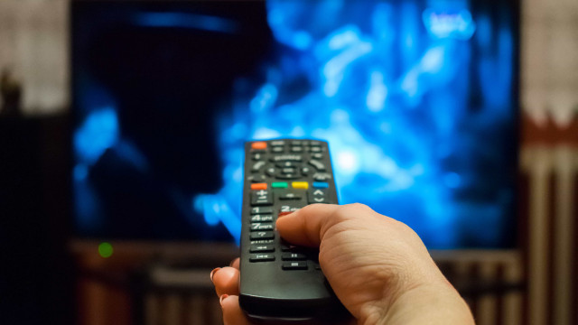 TVs esgotam em segundos no início da Black Friday antecipada em SP