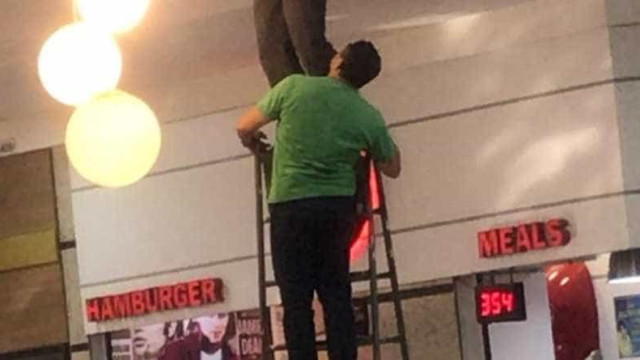 Homem fica entalado em tubulação após assaltar shopping em SP