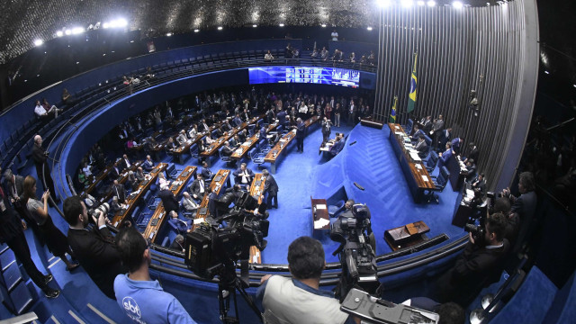 Rede questiona indicação de Flavio Bolsonaro para Mesa do Senado