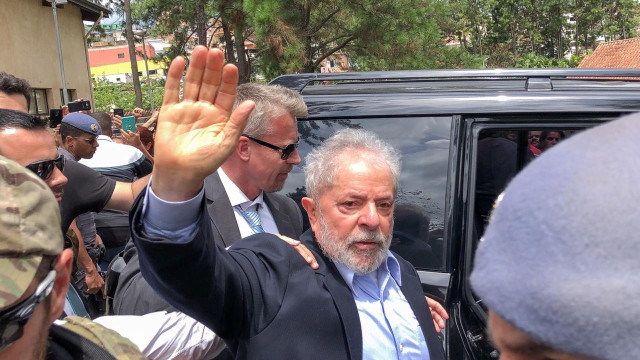 Lula foi proibido de falar em público para ir ao velório do neto em SP