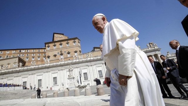 Papa pede reconciliação perante divisões que ameaçam a paz
