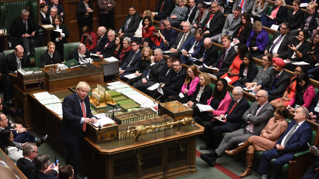 Parlamento britânico aprova legislação para sair em 31 de janeiro