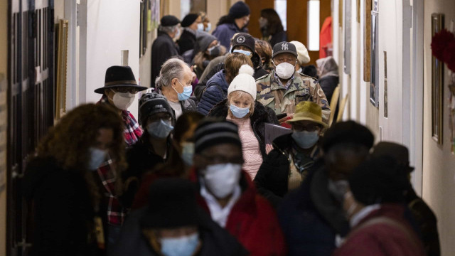 Estados Unidos contam 2.306 mortos e 70.691 casos em 24 horas