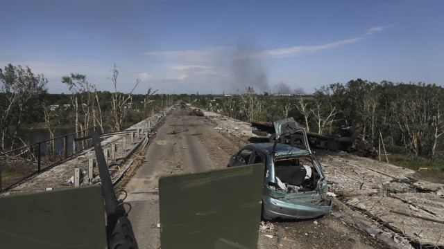 Moscou diz que unidades ucranianas retiraram-se de Severodonetsk