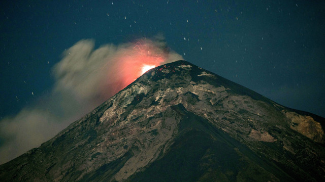 Erupção vulcânica no sul da Guatemala obriga a evacuação