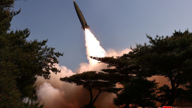 Coreia do Norte confirma míssil e promete reforçar "força nuclear"