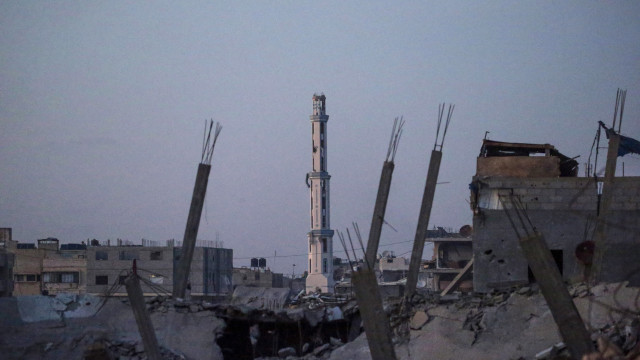 Recuperados mais de 120 corpos dos escombros na Faixa de Gaza
