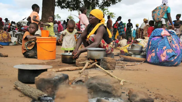 
                    Ataque em Cabo Delgado força fuga de 819 pessoas; 42% são crianças
                