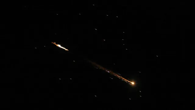 
                    Huthis do Iêmen confirmam ataque com mísseis contra sul de Israel
                