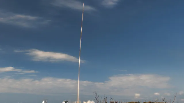 SpaceX conclui 12.º voo de teste da Starship V3 após tentativa fracassada