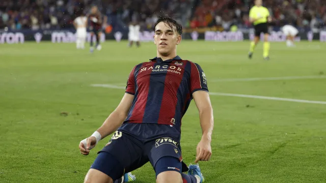 
                    Real Madrid anuncia contratação de Carlos Espí até 2031
                