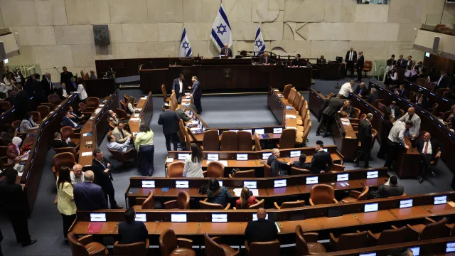 
                    Deputados de Israel aprovaram 1.ª votação para a dissolução do parlamento
                