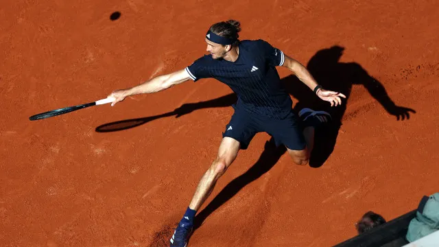 
                    Alexander Zverev vai disputar final de Roland Garros pela segunda vez
                