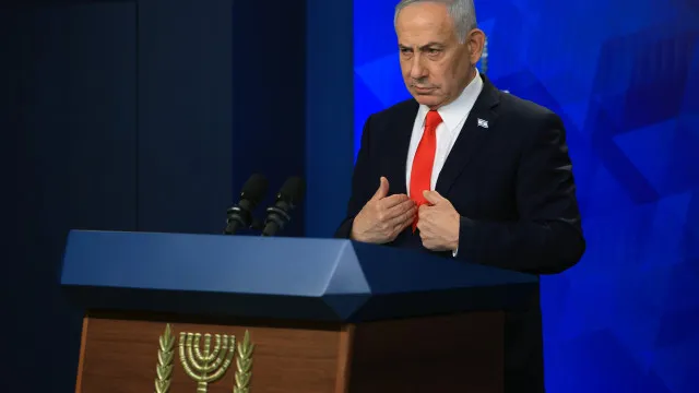 
                    Netanyahu dá a Exército israelense 