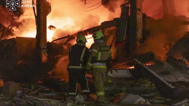 
                    Ataques de Rússia e Ucrânia deixam mortos, incluindo criança de 8 anos
                