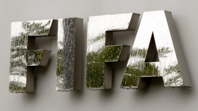 Fifa investiga técnico da Zâmbia por acusação de abuso sexual na Copa feminina, diz jornal