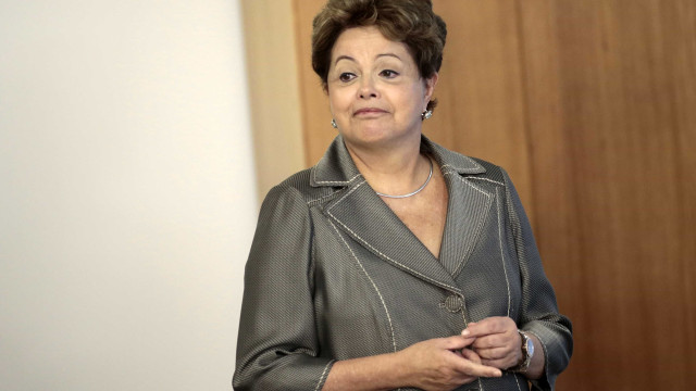 Dilma pede que papa traga à Copa mensagem contra o racismo