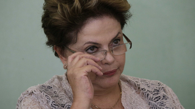 Dilma diz que Ferrovia Norte-Sul será “coluna vertebral” do país