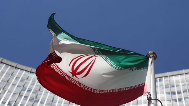 Apatia popular testa regime do Irã em eleição presidencial