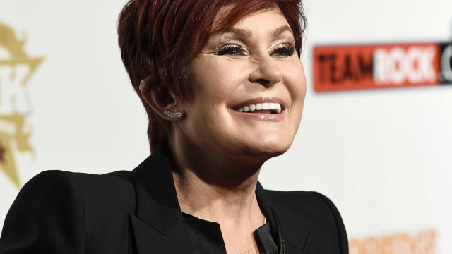 Sharon Osbourne agora diz não a cirurgias plásticas. "Fui longe demais"