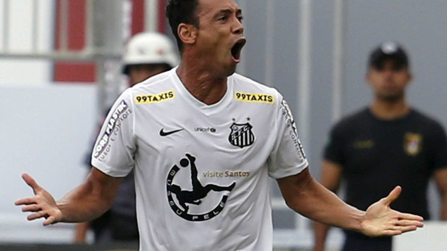 Santos terá Ricardo Oliveira para a partida contra o Atlético-PR