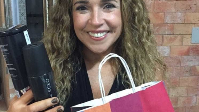 Daniela Mercury  ganha perfume após campanha com casais homoafetivos