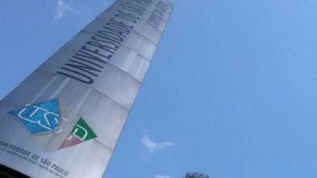 PM usa bombas, ‘corredor polonês’ e gás para desocupar reitoria da USP