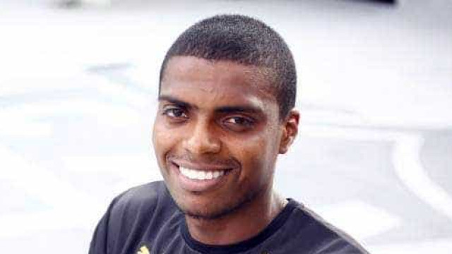 Zagueiro Jemerson volta aos treinos e deve estrear pelo Corinthians no clássico