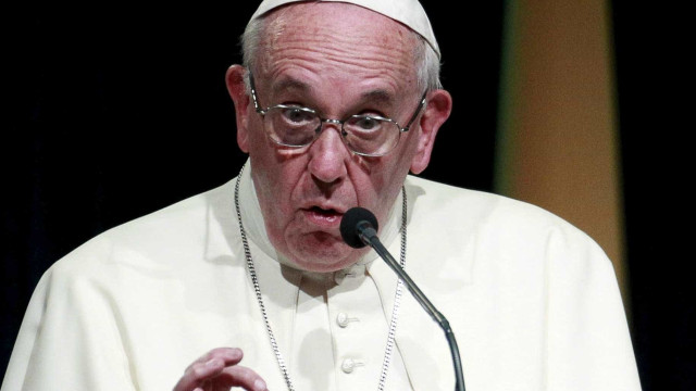 Papa saúda acordo do clima e chama a atenção para os “mais vulneráveis”