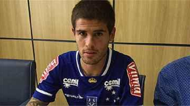Em busca de espaço, Gino promete aproveitar chance no Cruzeiro