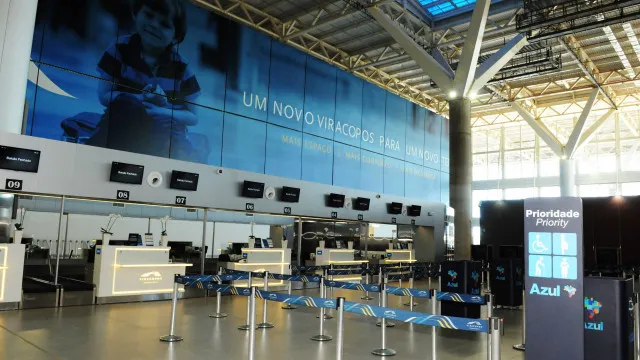 
                    Falha de energia afeta operação do Aeroporto de Viracopos nesta terça, 22
                