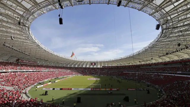 
                    Internacional recebe o Bahia pressionado ainda por primeira vitória no Brasileirão
                