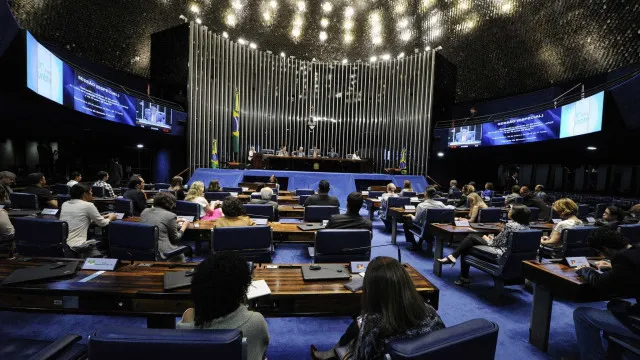 
                    Eleições 2026: bancada feminina pode chegar a 22 integrantes no Senado
                